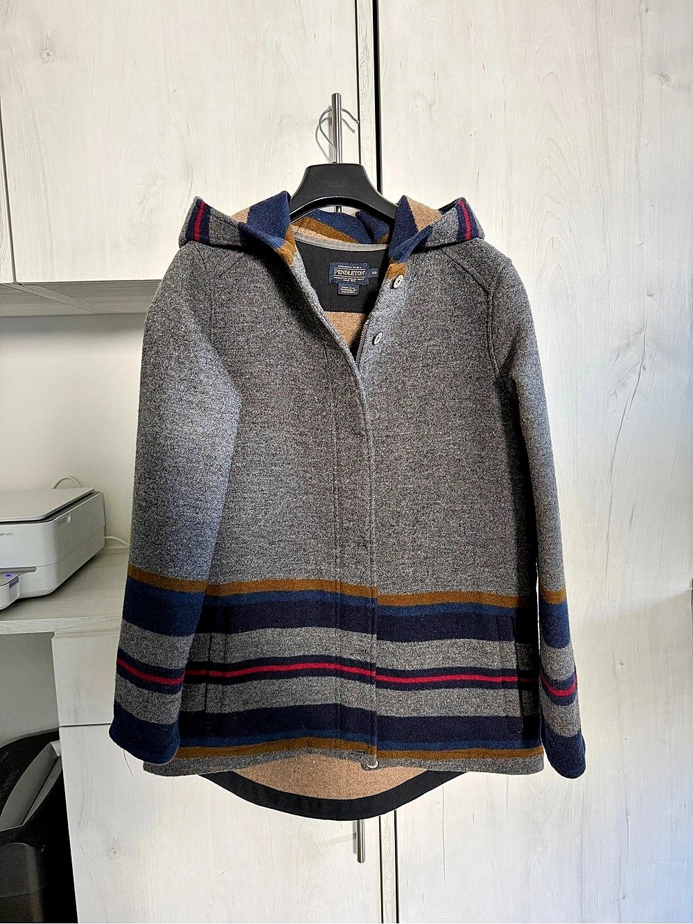 Pendleton 100% Wool Hooded Jacket with Blanket Stripes Gray & Blue XS